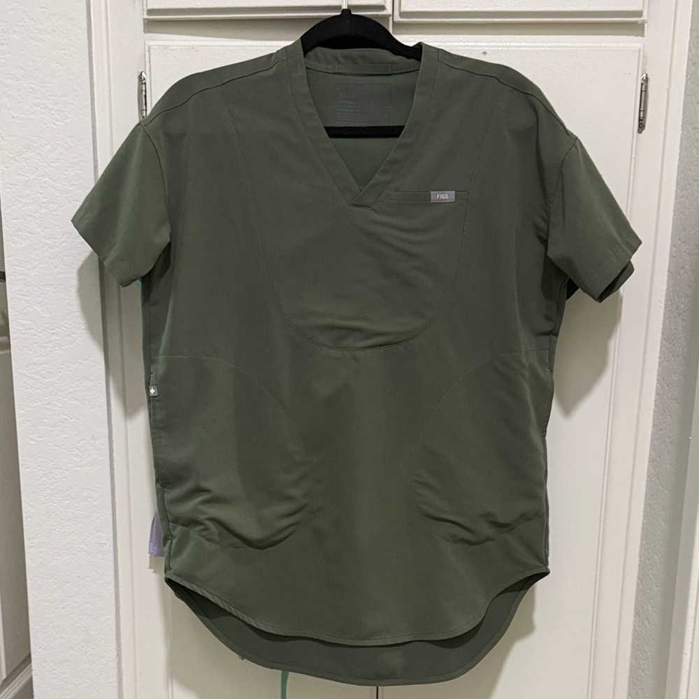 Figs Olive V-Neck Scrub Top